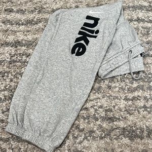 Nike Sweatpants